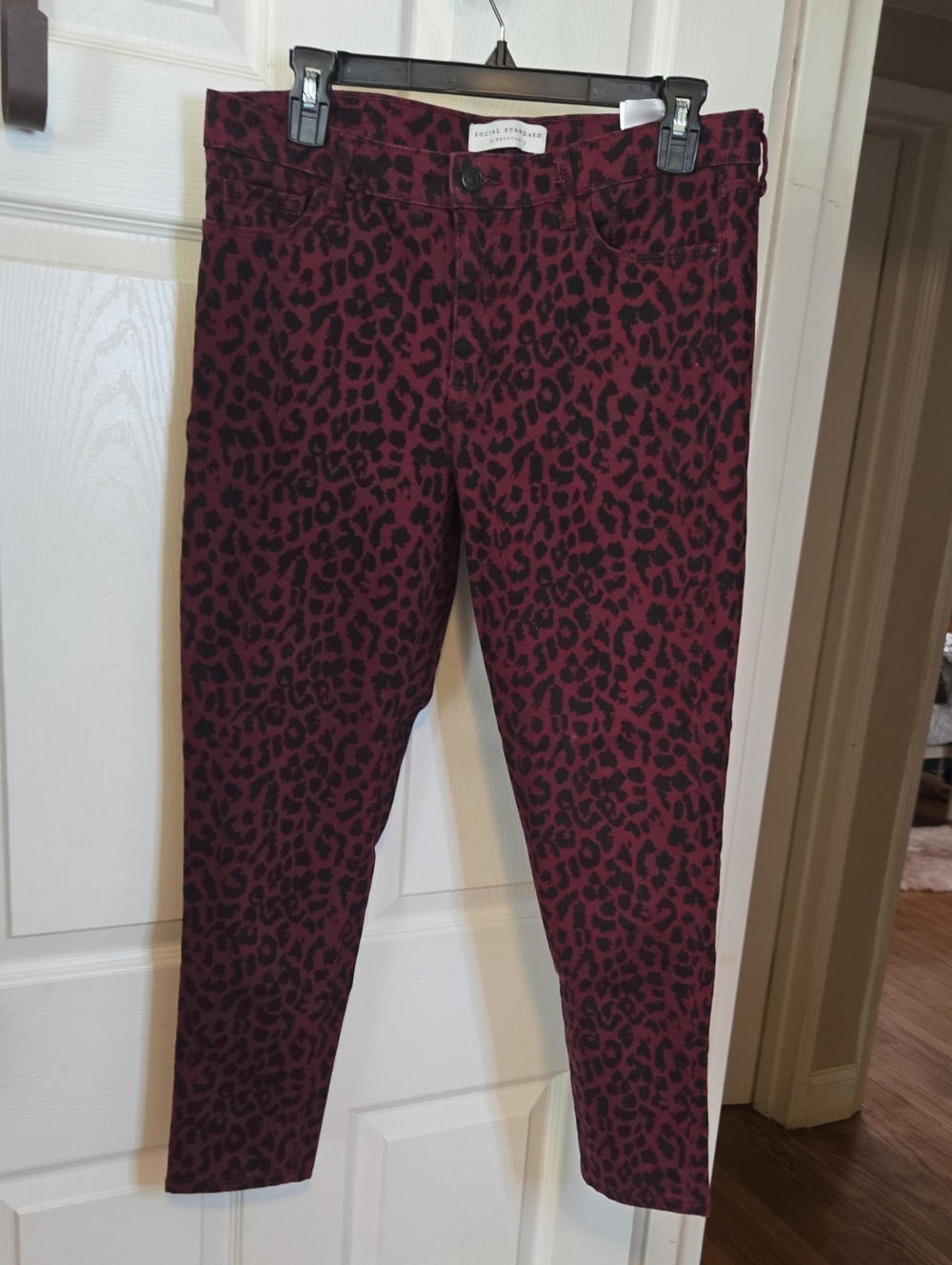 Sanctuary Burgundy and Black Leopard Skinny Jeans